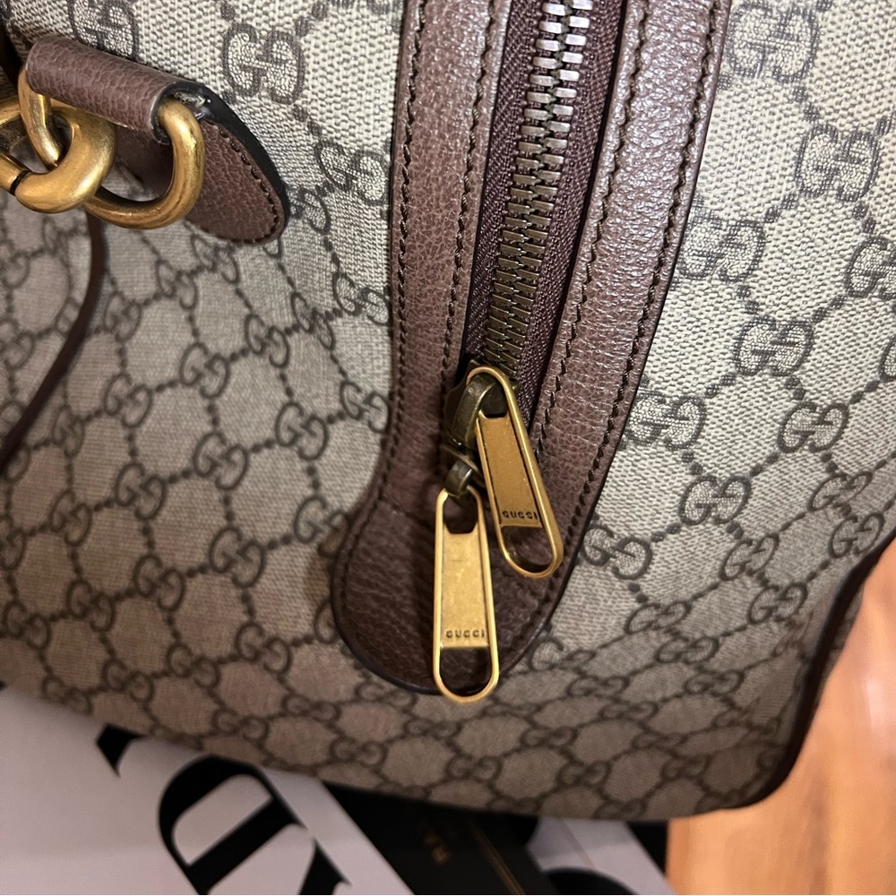 Gucci Savoy Medium Duffle Bag - Picture 7 of 8